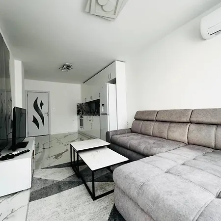 Siyana Apartment Veliko Tŭrnovo Exterior photo